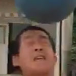 「重いボールでヘディング」するとなぜだか「おもしろい」